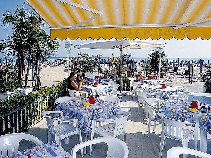 לידו די ג'סולו Hotel Solemare